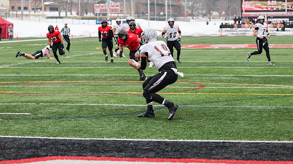 12-6-25 EAGLES vs. North Central (2081)