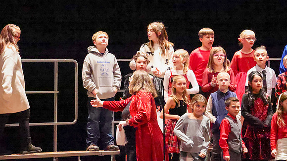 12-8-25 Kyla School Christmas Concert (7)