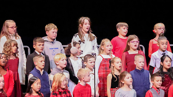 12-8-25 Kyla School Christmas Concert (14)