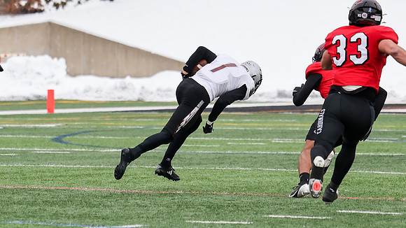 1 Tyler Bowman (18)