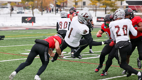 1 Tyler Bowman (32)