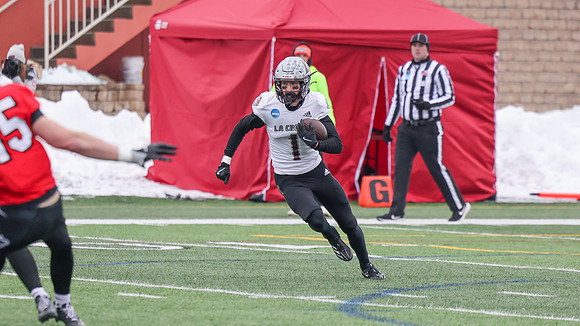 1 Tyler Bowman (37)
