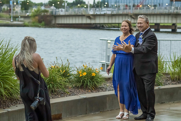 20 WEDDING PARTY & IMMEDIATE FAMILY PHOTOS (13)