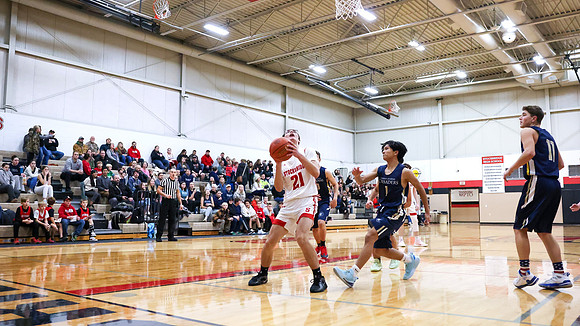 12-15-25 Stockbridge Varsity Boys Basketball vs. Chesterton Academy of St. Paul II Classical (43)
