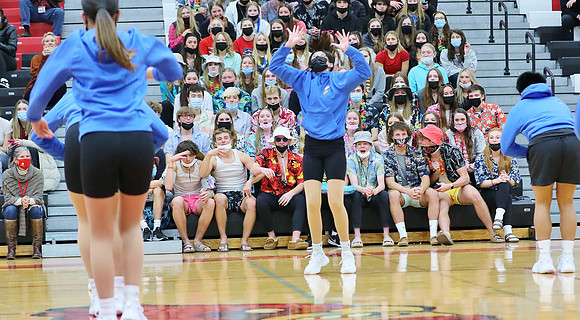 1-21-22 VARSITY Dance at Varsity Basketball Game  (52)