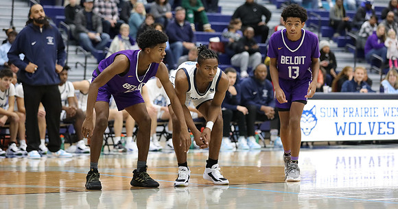 23 Darius Chestnut (40)