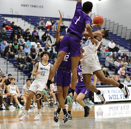 23 Darius Chestnut (53)