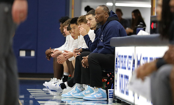 Coach Isaac Davis  (6)