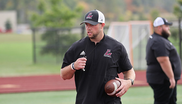 Coach Dan Graf (10)