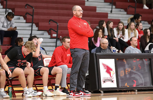 Coach Steve Maselter (8)