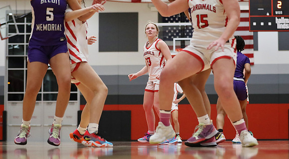 13 Kaitlin Bindley  (33)