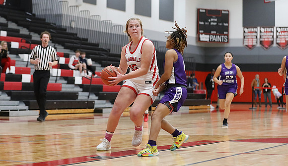 15 Lucy Strey   (31)