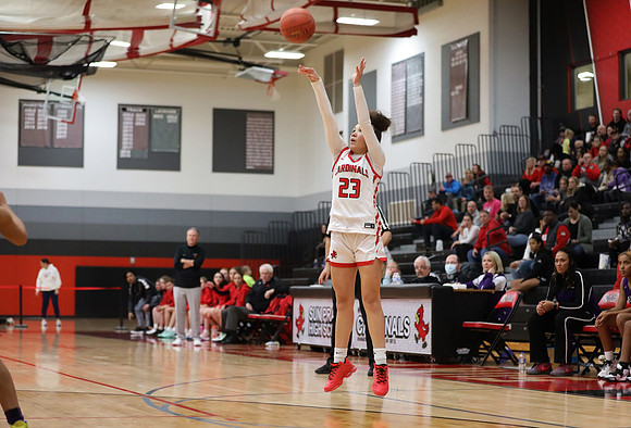 23 Kiya Dixon  (17)