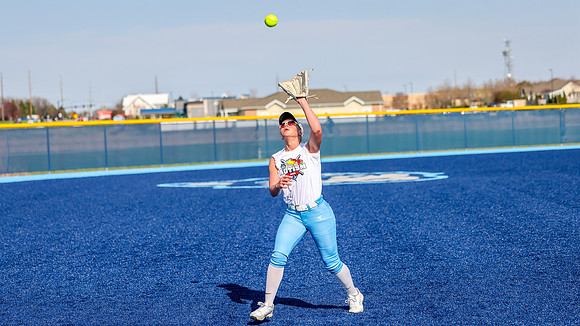 4-24-25 VARSITY Hits 4 Autism vs. Sun Prairie East (62)