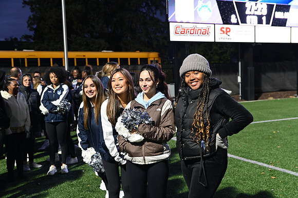 10-15-22 West Football vs. Oregon  (10)