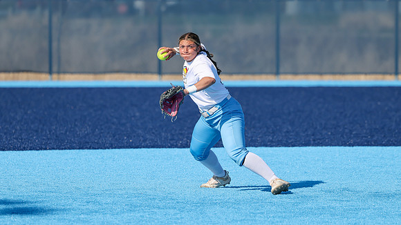 4-24-25 VARSITY Hits 4 Autism vs. Sun Prairie East (52)