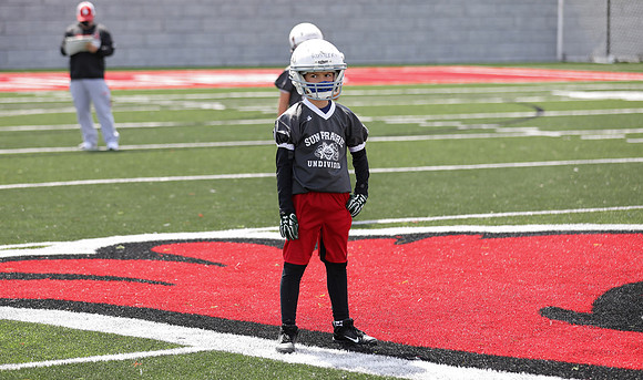 4th Grade A vs. 4th Grade D  (23)