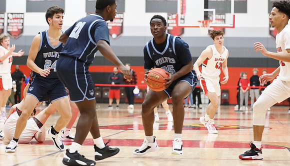 25 Isaac Assaba  (13)
