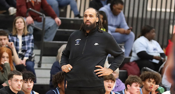 Coach Chris Davis  (13)