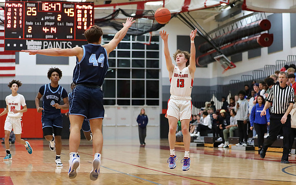 13 Max Glusick (25)