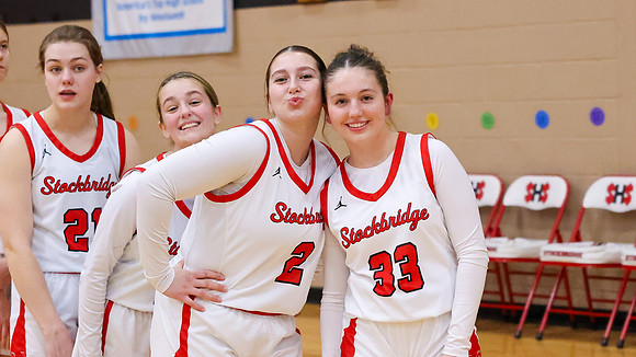 2-12-26 Stockbridge Girls Varsity vs. Wausaukee (9)