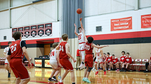 2-12-26 Stockbridge Boys Varsity vs. Wausaukee (270)