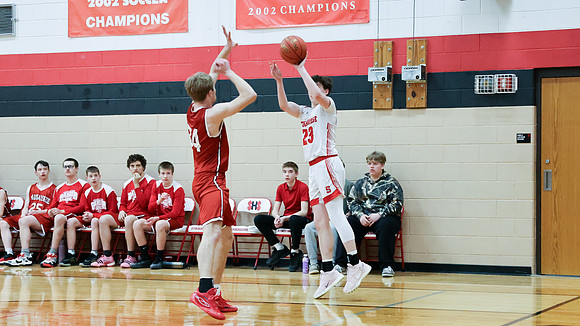 2-12-26 Stockbridge Boys Varsity vs. Wausaukee (363)