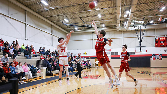 2-12-26 Stockbridge Boys Varsity vs. Wausaukee (418)