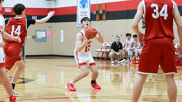 2-12-26 Stockbridge Boys Varsity vs. Wausaukee (476)