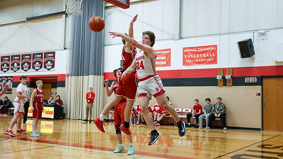2-12-26 Stockbridge Boys Varsity vs. Wausaukee (457)