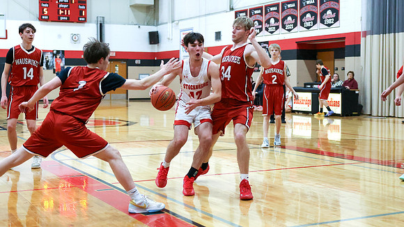 2-12-26 Stockbridge Boys Varsity vs. Wausaukee (562)