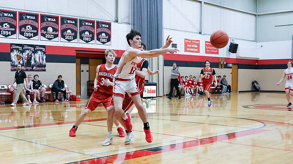 2-12-26 Stockbridge Boys Varsity vs. Wausaukee (661)