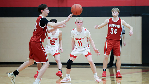 2-12-26 Stockbridge Boys Varsity vs. Wausaukee (1018)