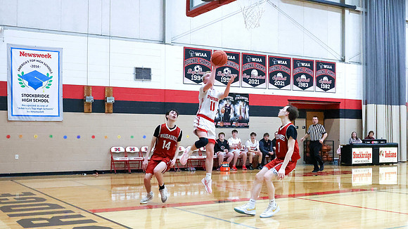 2-12-26 Stockbridge Boys Varsity vs. Wausaukee (1038)