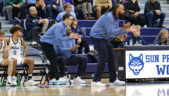 Coach Isaac Denis  (6)