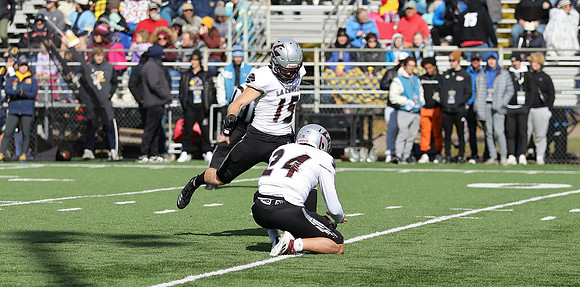 10-15-22 vs. UW Eau Claire  (66)