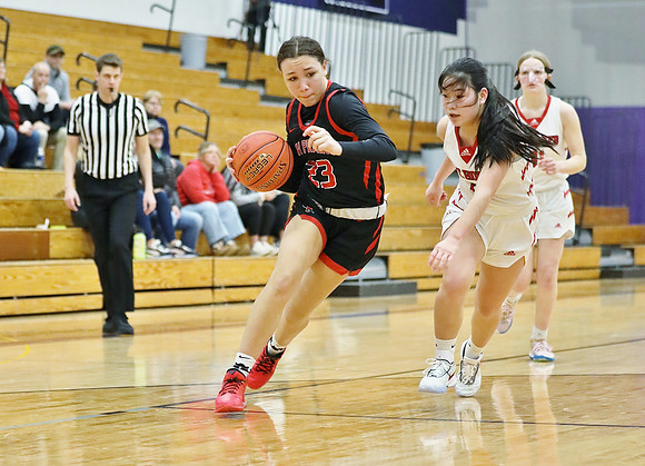 23 Kiya Dixon (48)