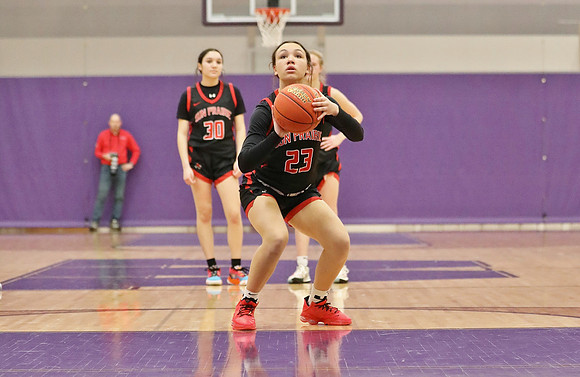 23 Kiya Dixon (51)