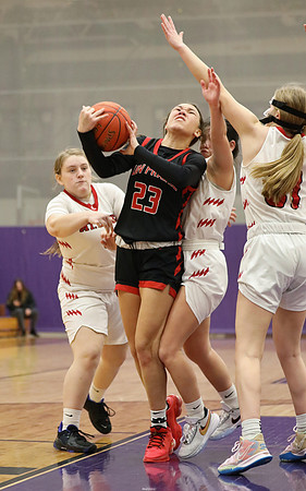 23 Kiya Dixon (72)