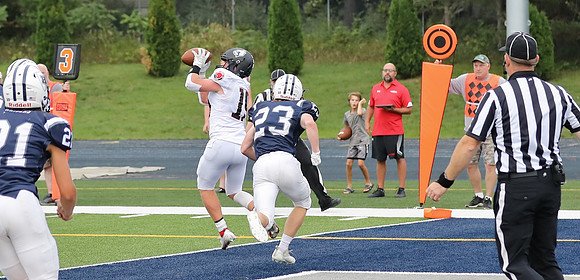 19 Davis Hamilton  (17)
