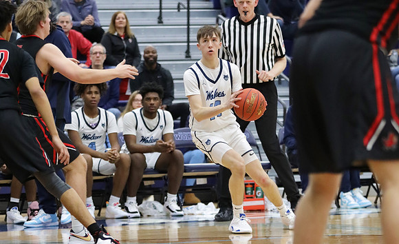14 Garrett Oamek (7)