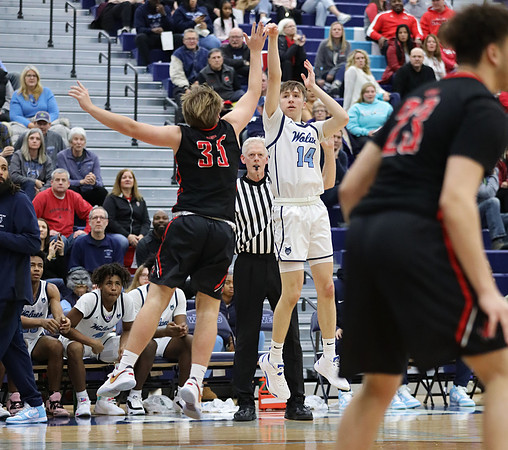 14 Garrett Oamek (9)