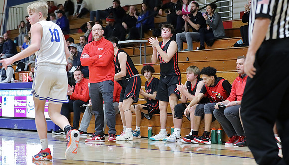 Coach Steve Maselter (3)