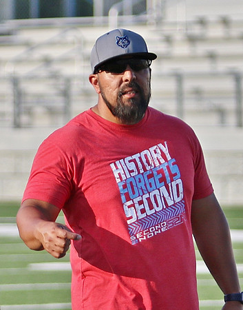 Coach Benito Alverado  (4)