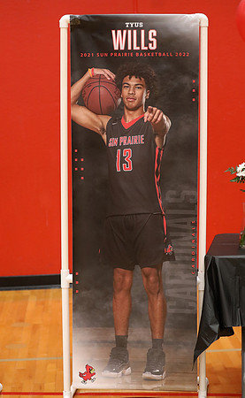 13 Tyus Wills (8)