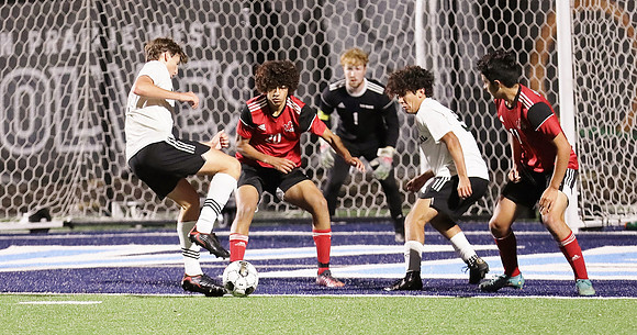 11 Ethan Correa (67)