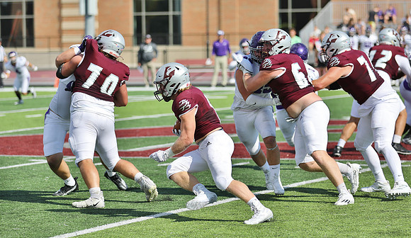 6 Joey Stutzman (33)