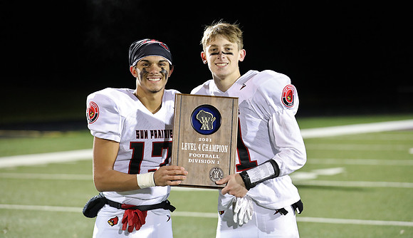 11 Evan Richmond (18)