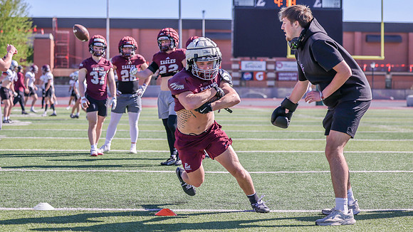 4-24-26 EAGLES Spring PADS Practice (631)