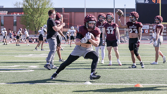 4-24-26 EAGLES Spring PADS Practice (642)